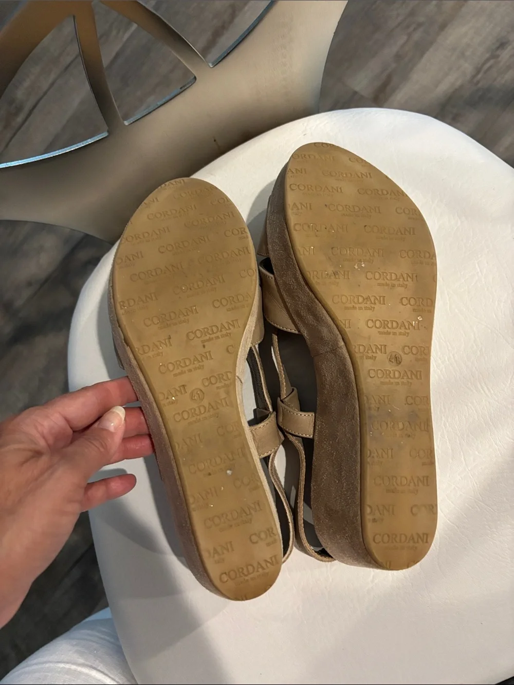 Cordani Leather Taupe  Platform Sandals size 41 or size 10.  Paid $195 Preowned